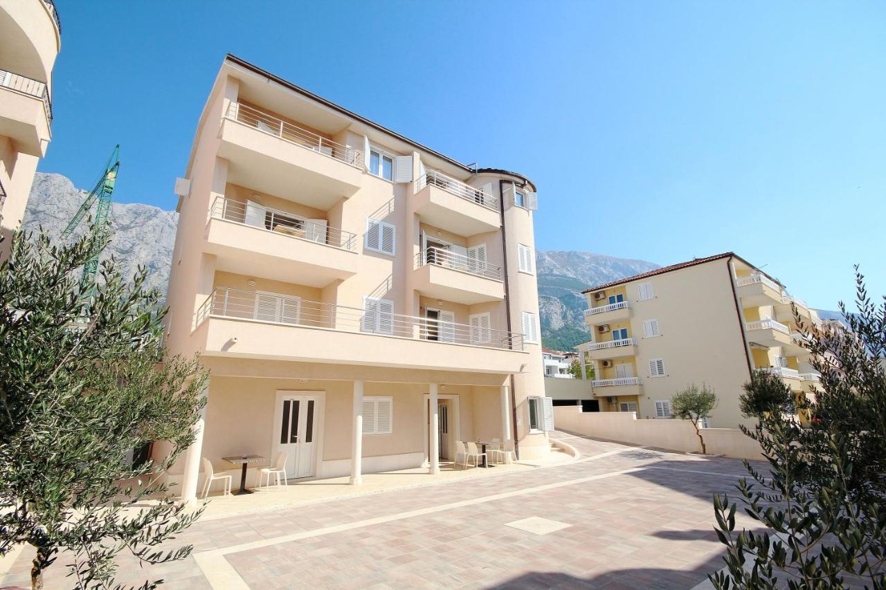Apartment Domo Макарска Екстериор снимка