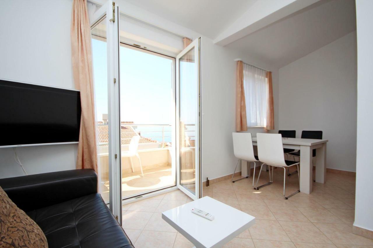 Apartment Domo Макарска Екстериор снимка